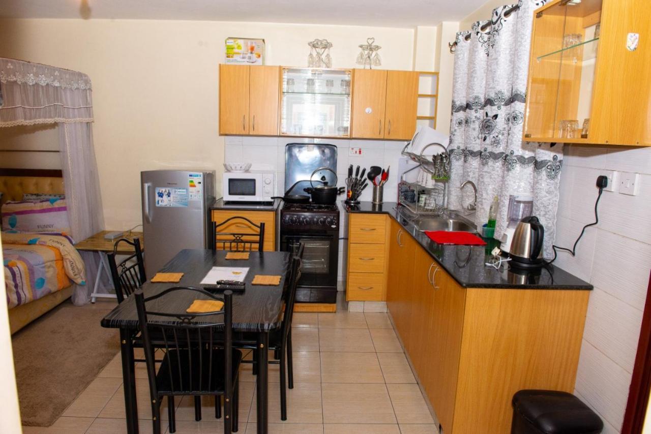Mercy-Phillips Apartments Located At Eagle Tower Building Nairobi City Centre מראה חיצוני תמונה