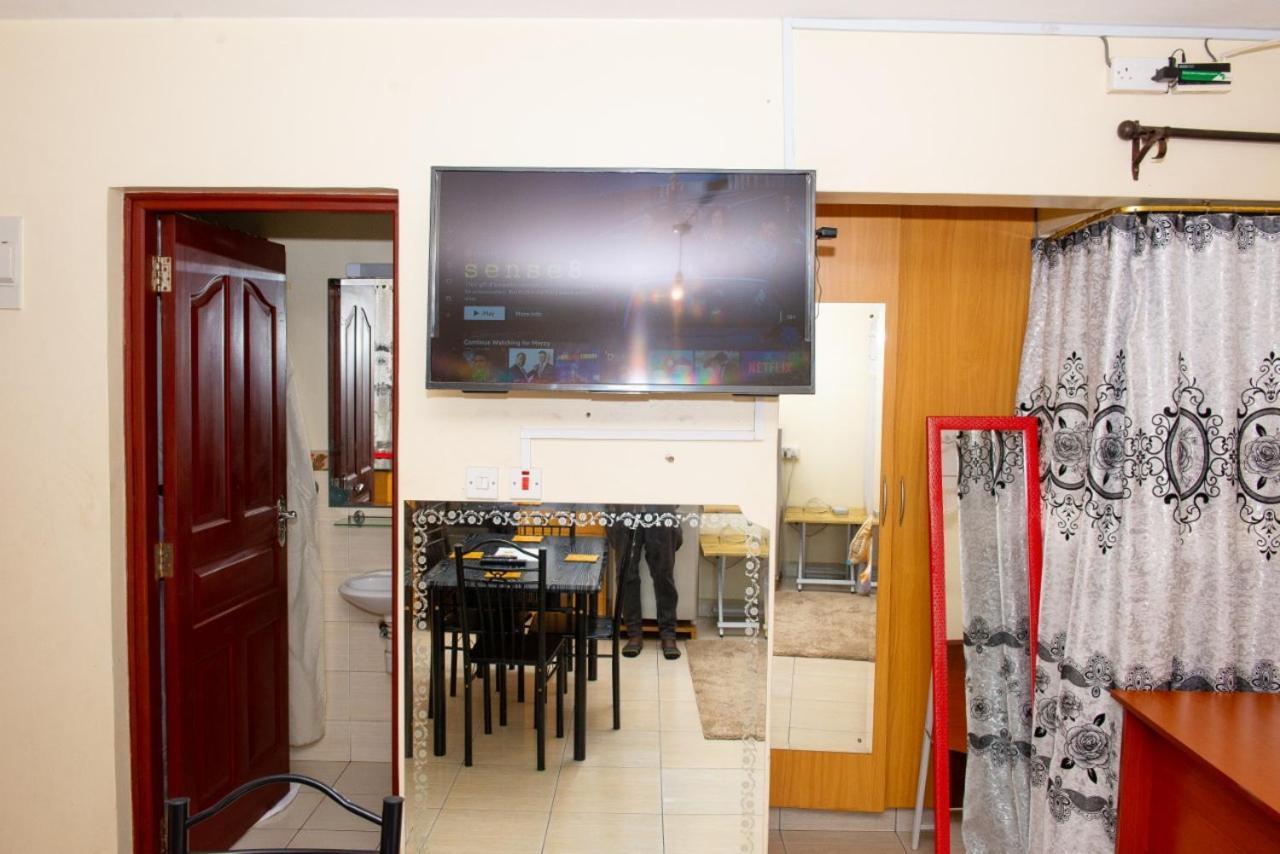 Mercy-Phillips Apartments Located At Eagle Tower Building Nairobi City Centre מראה חיצוני תמונה