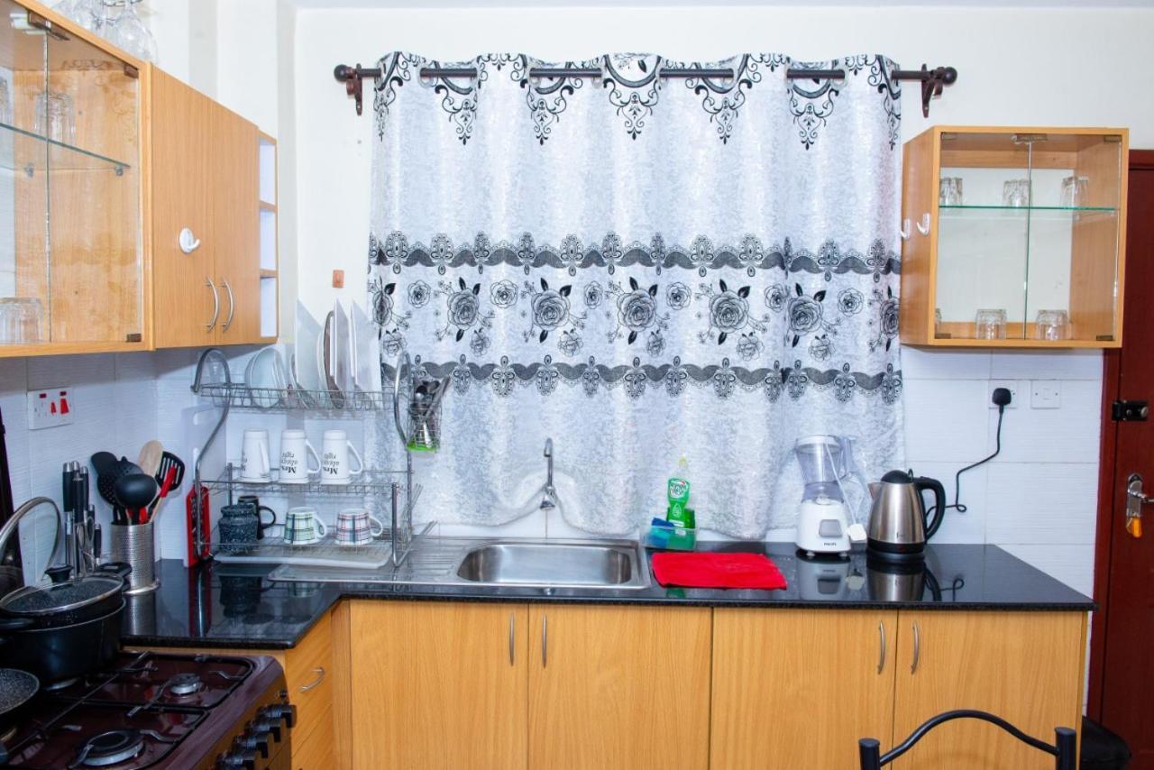 Mercy-Phillips Apartments Located At Eagle Tower Building Nairobi City Centre מראה חיצוני תמונה
