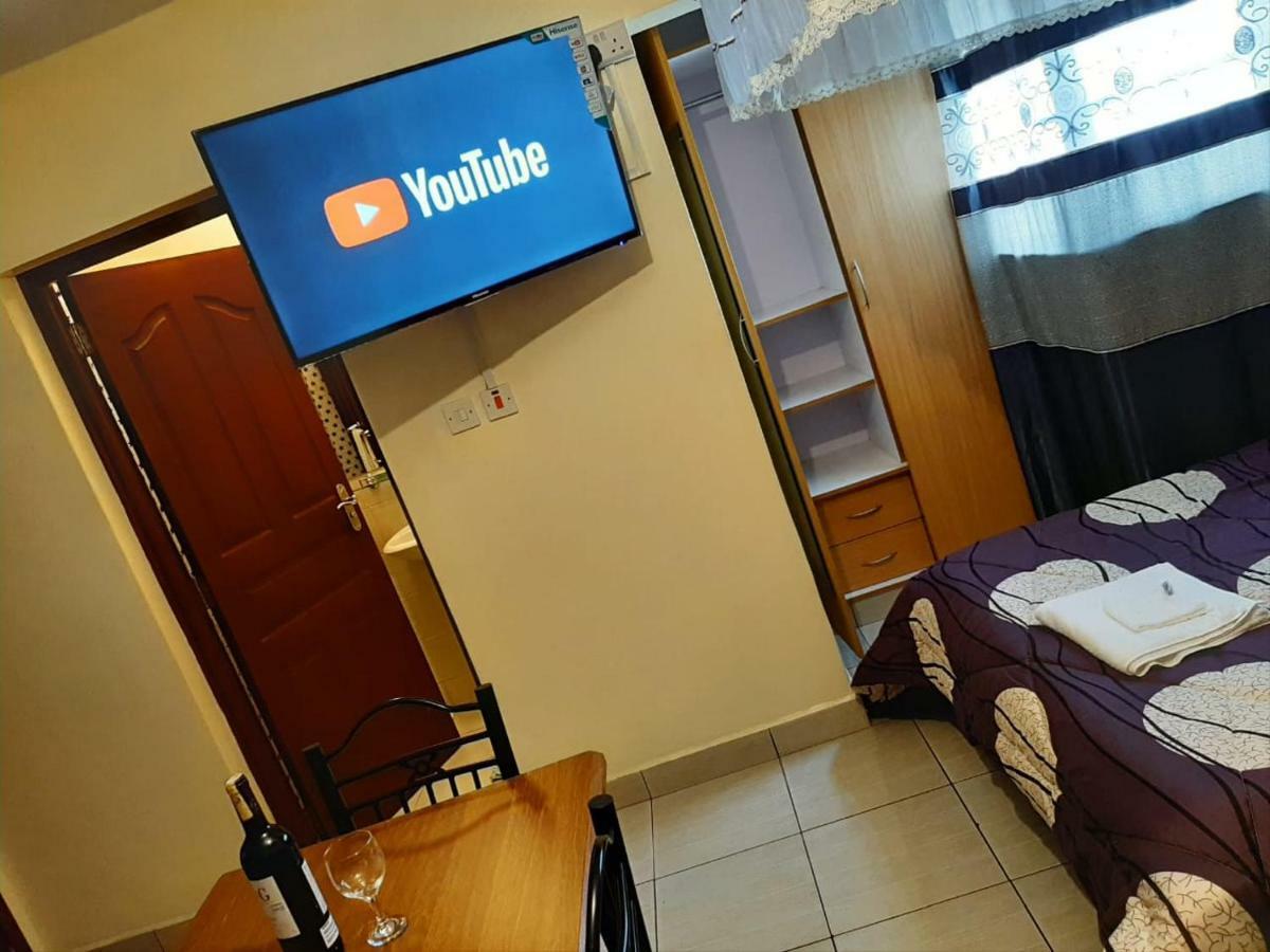 Mercy-Phillips Apartments Located At Eagle Tower Building Nairobi City Centre מראה חיצוני תמונה