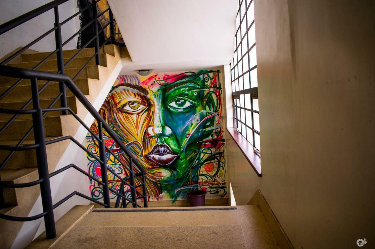 Mercy-Phillips Apartments Located At Eagle Tower Building Nairobi City Centre מראה חיצוני תמונה