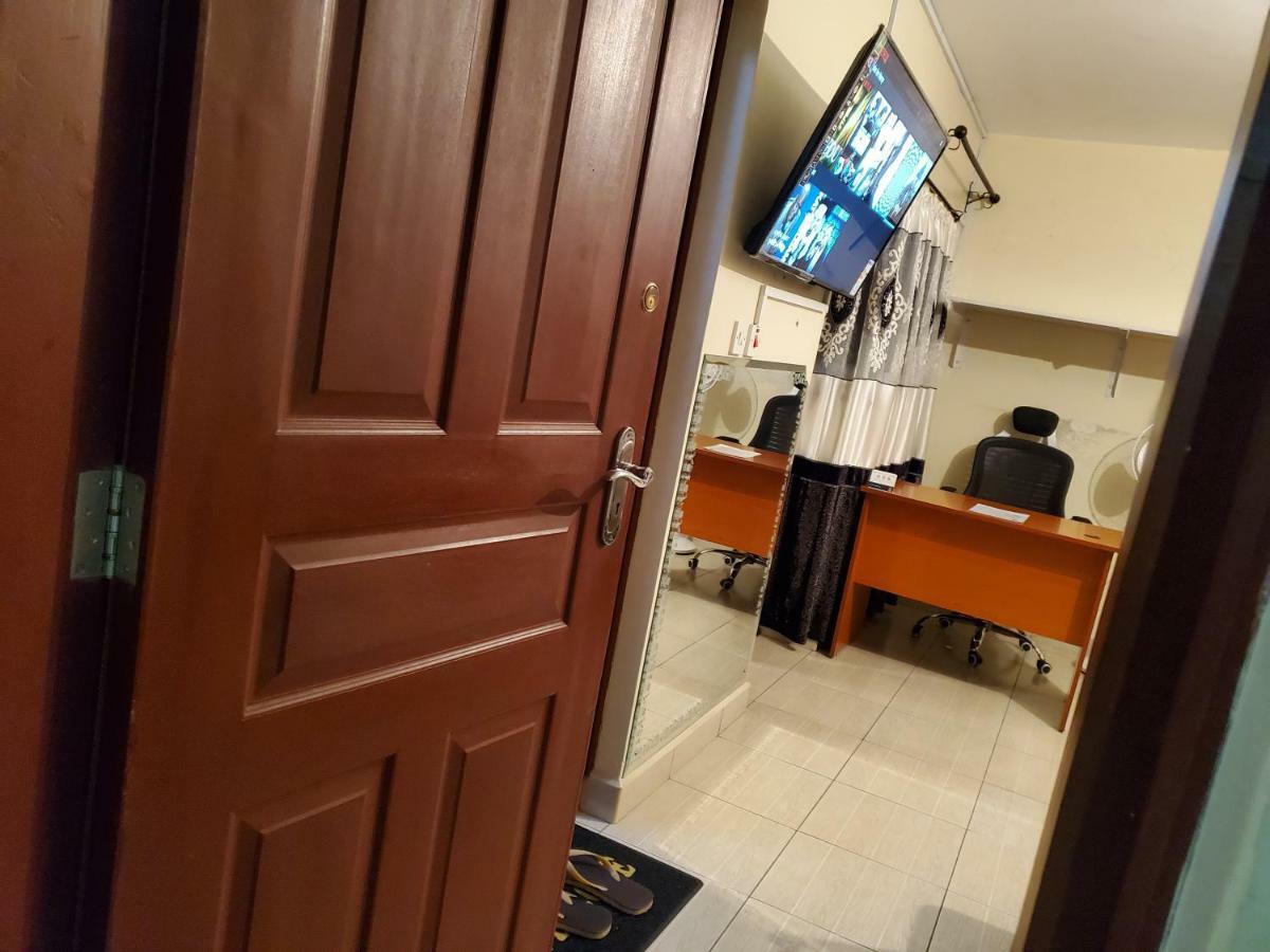 Mercy-Phillips Apartments Located At Eagle Tower Building Nairobi City Centre מראה חיצוני תמונה